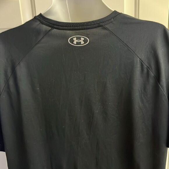 Under Armour Men’s Black w/ Front Logo Short Sleeve Loose HeatGear T-shirt- XL - Picture 9 of 12